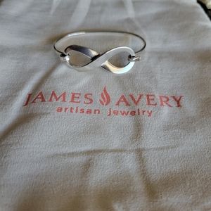 Retired James Avery Bold Infinity hook on bracelet
